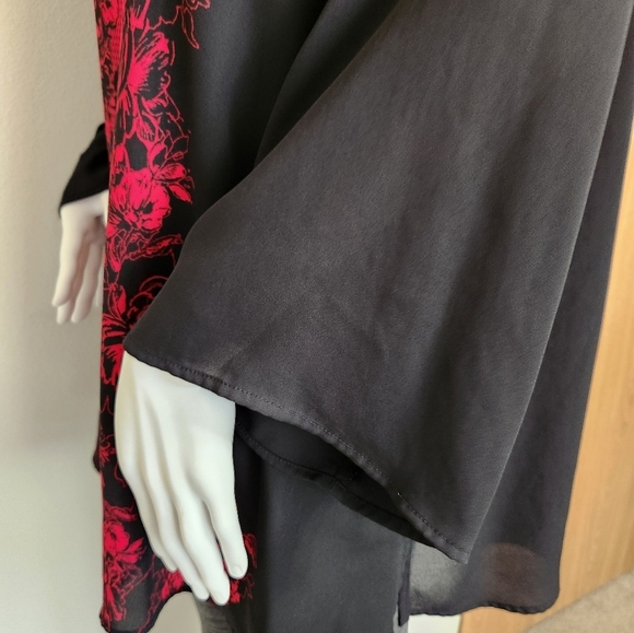 Black and red Cato blouse size 14/16W‎ - Picture 6 of 12